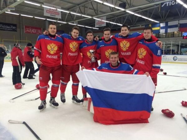 Хоккеисты юниорской сборной России (до 16 лет)