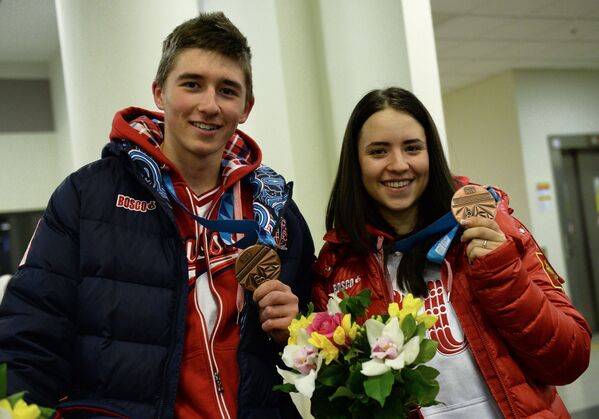 Биатлонисты Карим Халили и Екатерина Понеделко