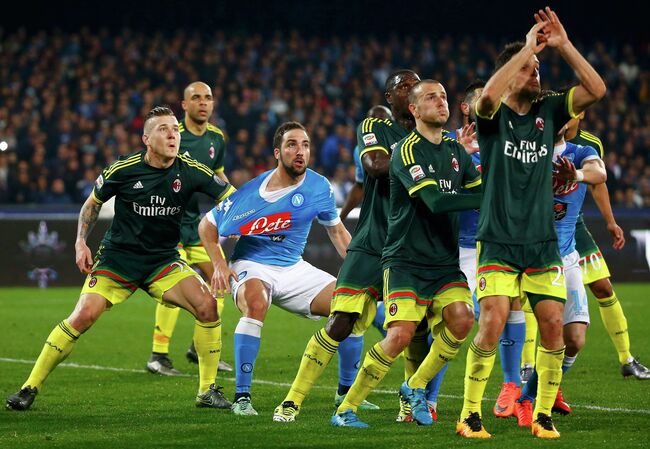 Игровой момент матча Наполи - Милан