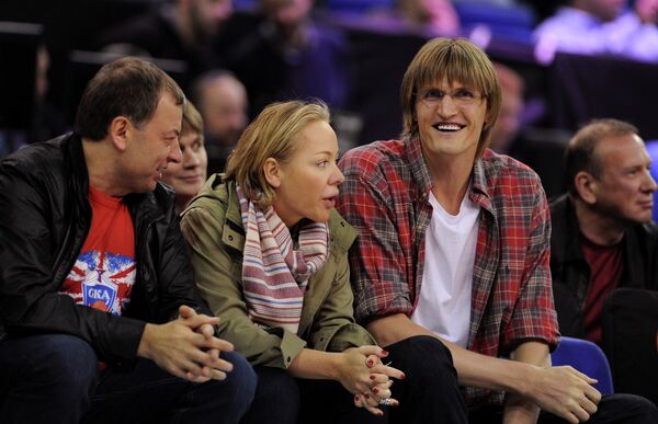 Российский баскетболист Андрей Кириленко с супругой Марией