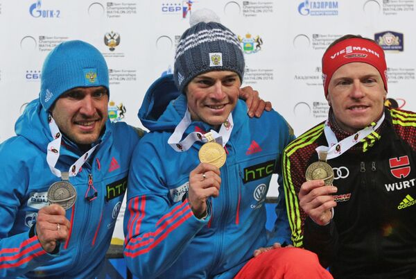 Евгений Гараничев - серебряная медаль, Антон Бабиков - золотая медаль, Флориан Граф - бронзовая медаль (слева направо)