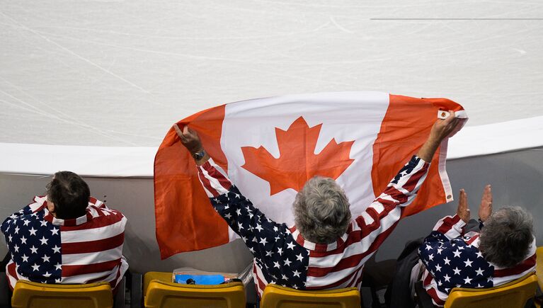 Болельщики на спортивной арене TD Garden в Бостоне, где проходит чемпионат мира по фигурному катанию 2016