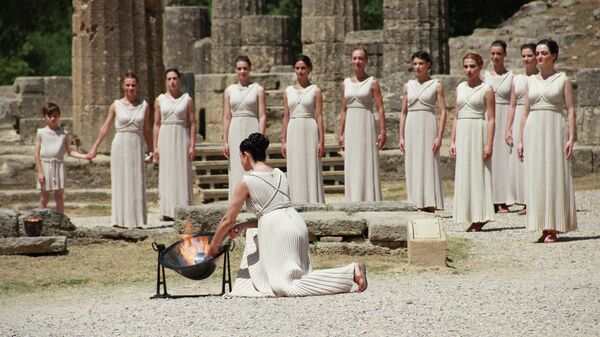 Репетиция зажжения олимпийского огня в Греции, архив