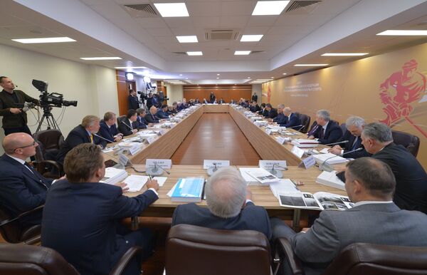 Владимир Путин проводит заседание Совета по развитию физической культуры и спорта