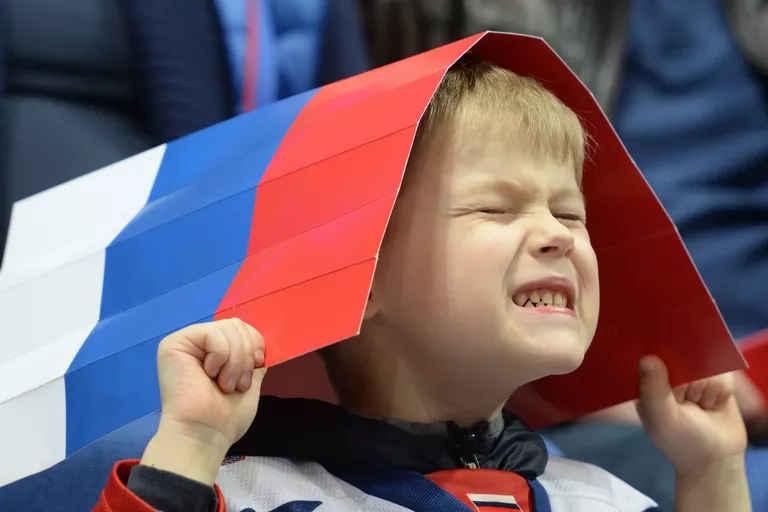 Юный болельщик сборной России по хоккею Юный болельщик сборной России по хоккею