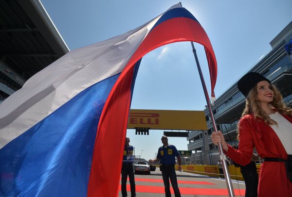 Стартовая прямая перед началом гонки Гран-при России Формулы-1