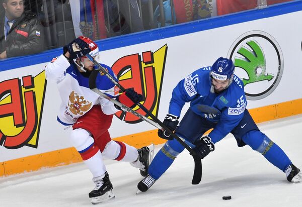 Игровой момент матча Казахстан - Россия