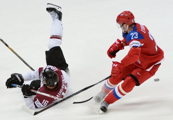 Игровой момент матча Латвия - Россия