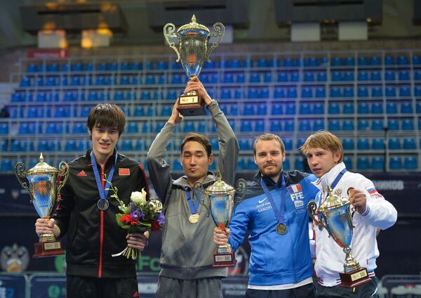 Слева направо: Сюй Инмин (КНР), Ким Чжунхван  (Корея) , Винсен Анстетт (Франция) и Николай Ковалев ( Россия)