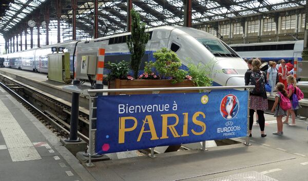Железнодорожный вокзал во Франции накануне Евро-2016