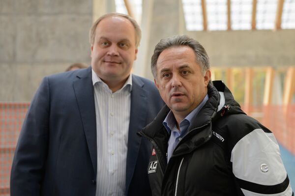 Министр спорта РФ Виталий Мутко (справа) и заместитель министра спорта РФ Юрий Нагорных