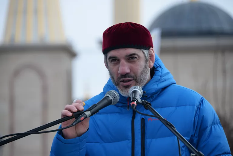 Трехкратный олимпийский чемпион по вольной борьбе Бувайсар Сайтиев Трехкратный олимпийский чемпион по вольной борьбе Бувайсар Сайтиев