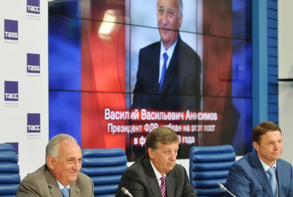 Василий Анисимов, Игорь Казиков и Игорь Сидоркевич (слева направо)