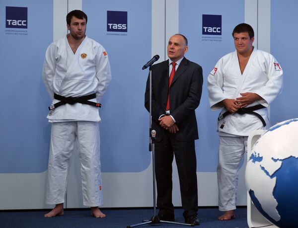 Ренат Саидов, Эцио Гамба и Андрей Волков (слева направо)