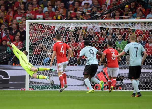 Игровой момент матча 1/4 финала чемпионата Европы по футболу - 2016 Уэльс - Бельгия