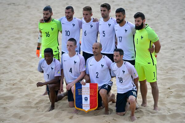 Игроки сборной Франции по пляжному футболу