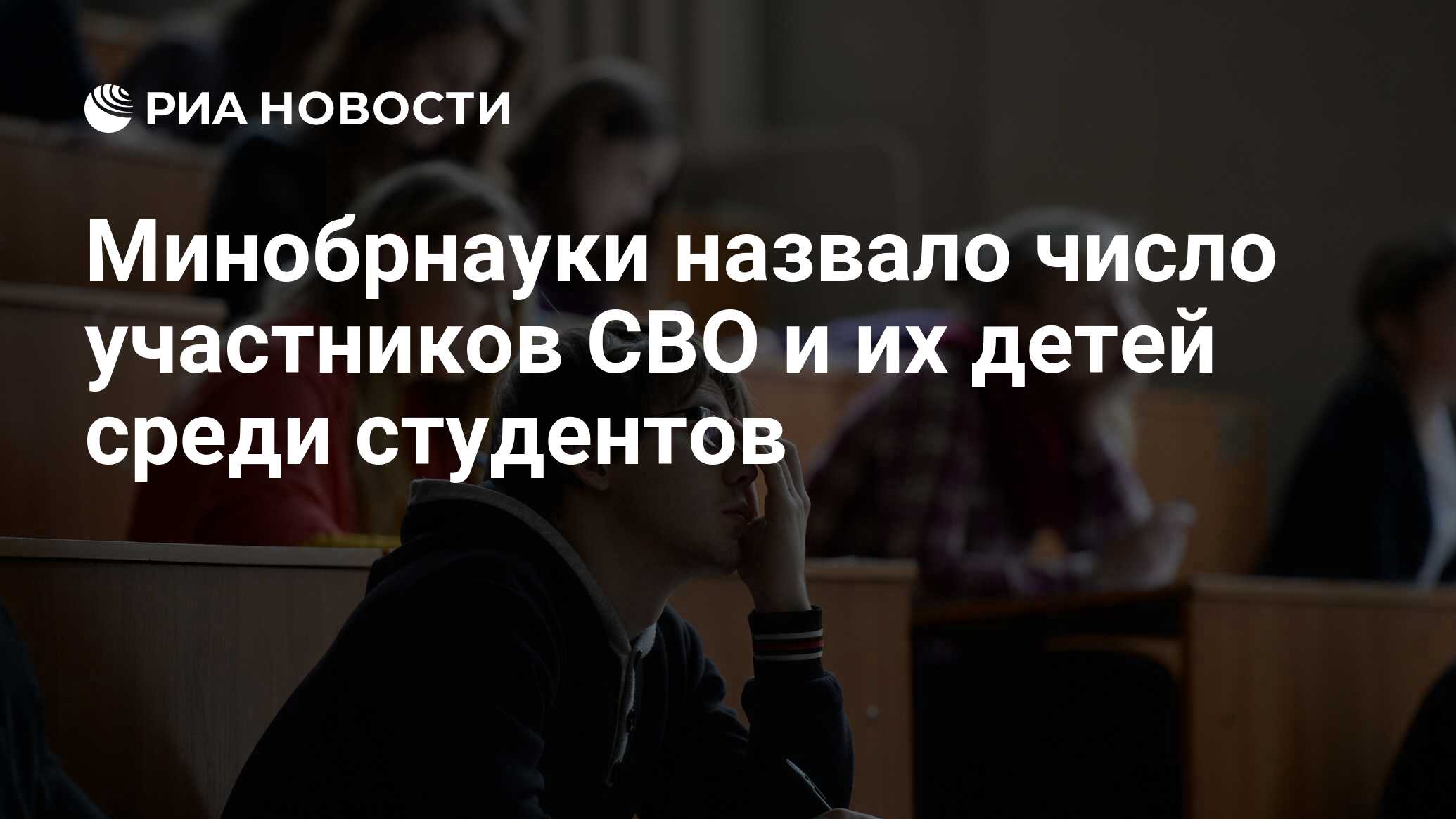 Карьерный кризис это. Заблудился в лабиринте. Лабиринт жизни. Человек в лабиринте. Inception 2010 кадры.